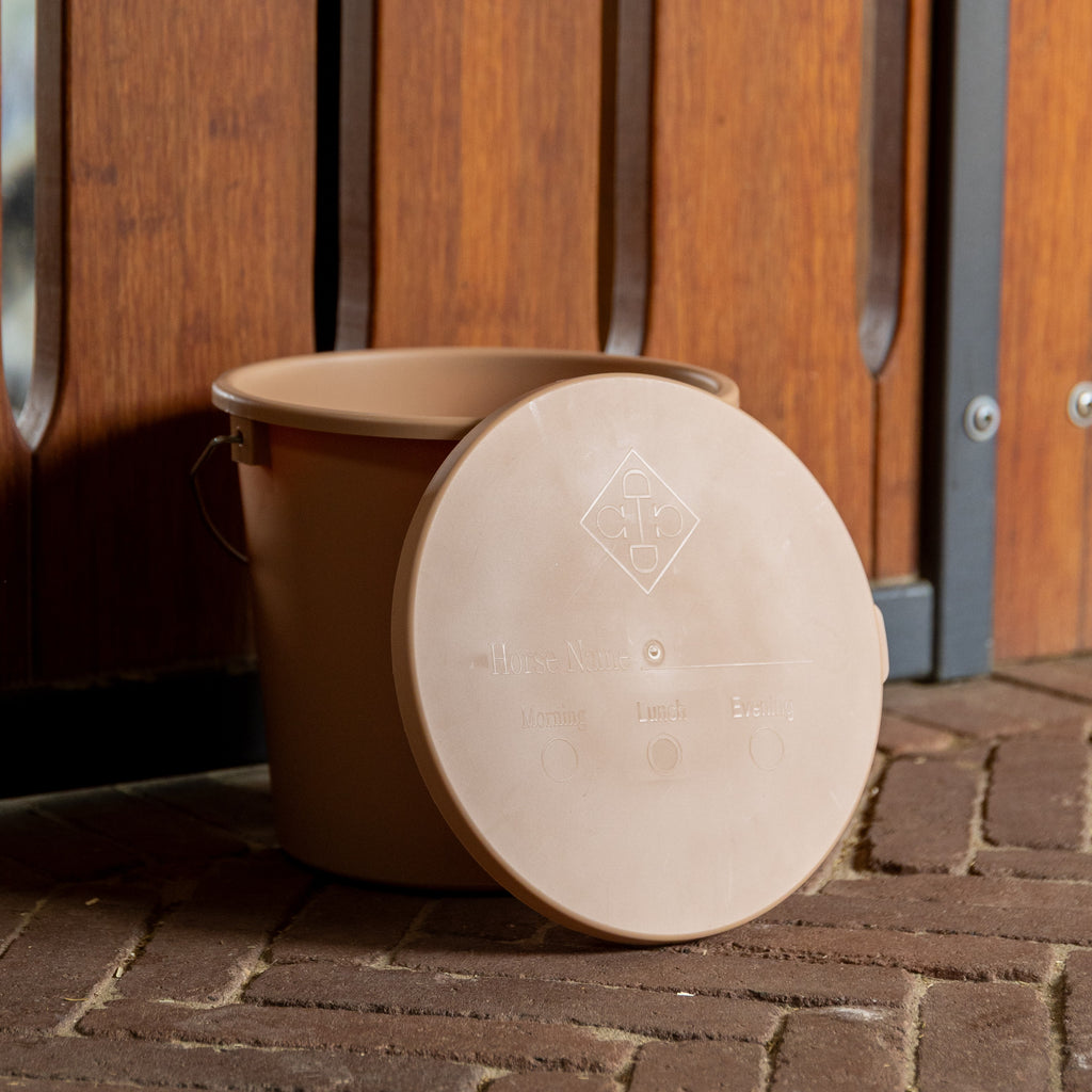 Grooming Deluxe Emmer Met Deksel - 5L