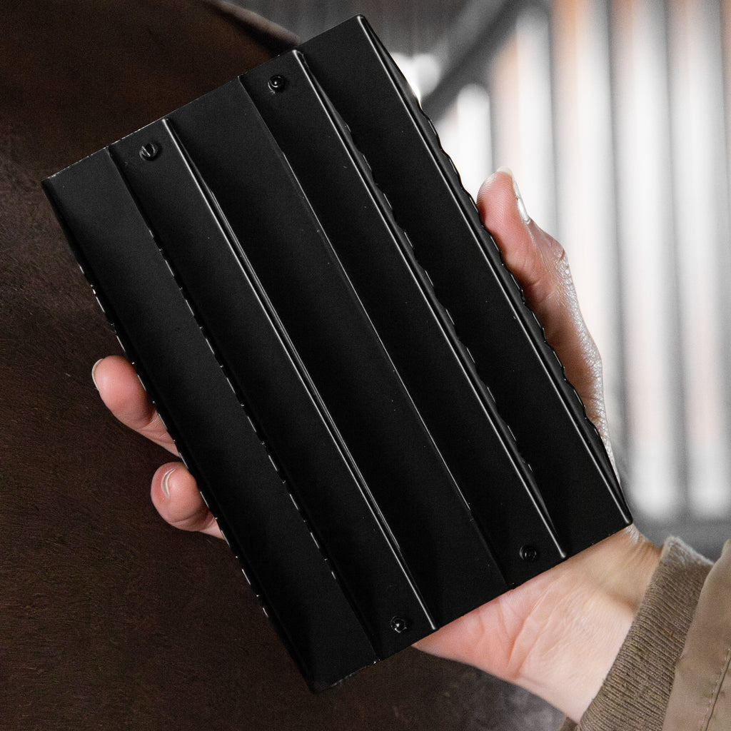 Grooming Deluxe Steel Curry Comb