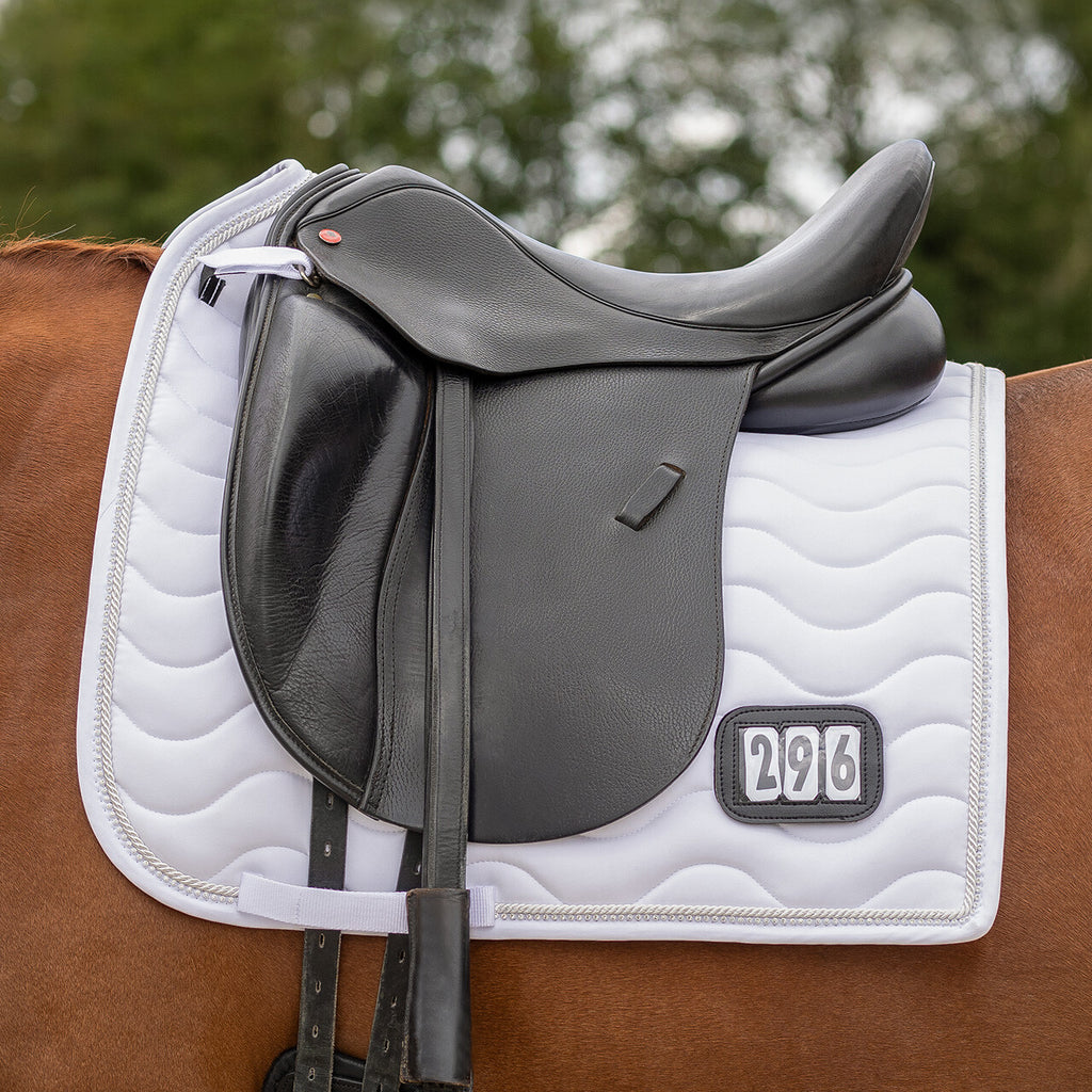 QHP Zadeldekje met Nummer - Jumping