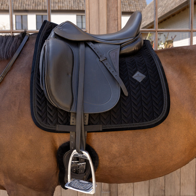 Kentucky Saddle Pad Velvet Mini Pearls - Dressage