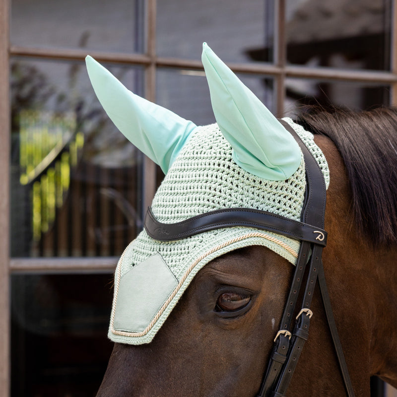 Kentucky Fly Bonnet Wellington Velvet