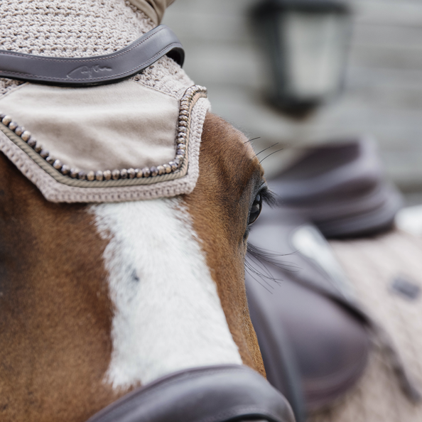 Kentucky Fly Bonnet Wellington Velvet Pearls