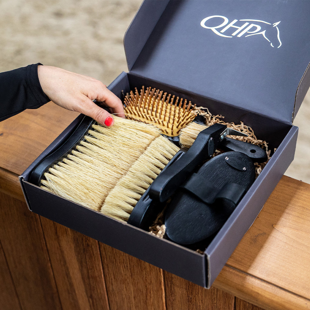 QHP Grooming Set Royal