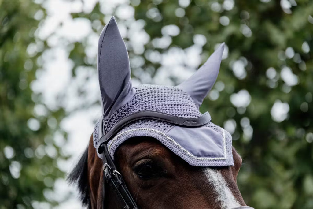 Kentucky Fly Bonnet Wellington Velvet - Soundless