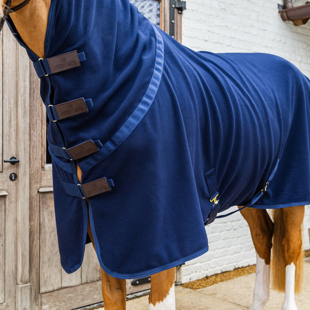 Kentucky Fleece Decke mit Hals