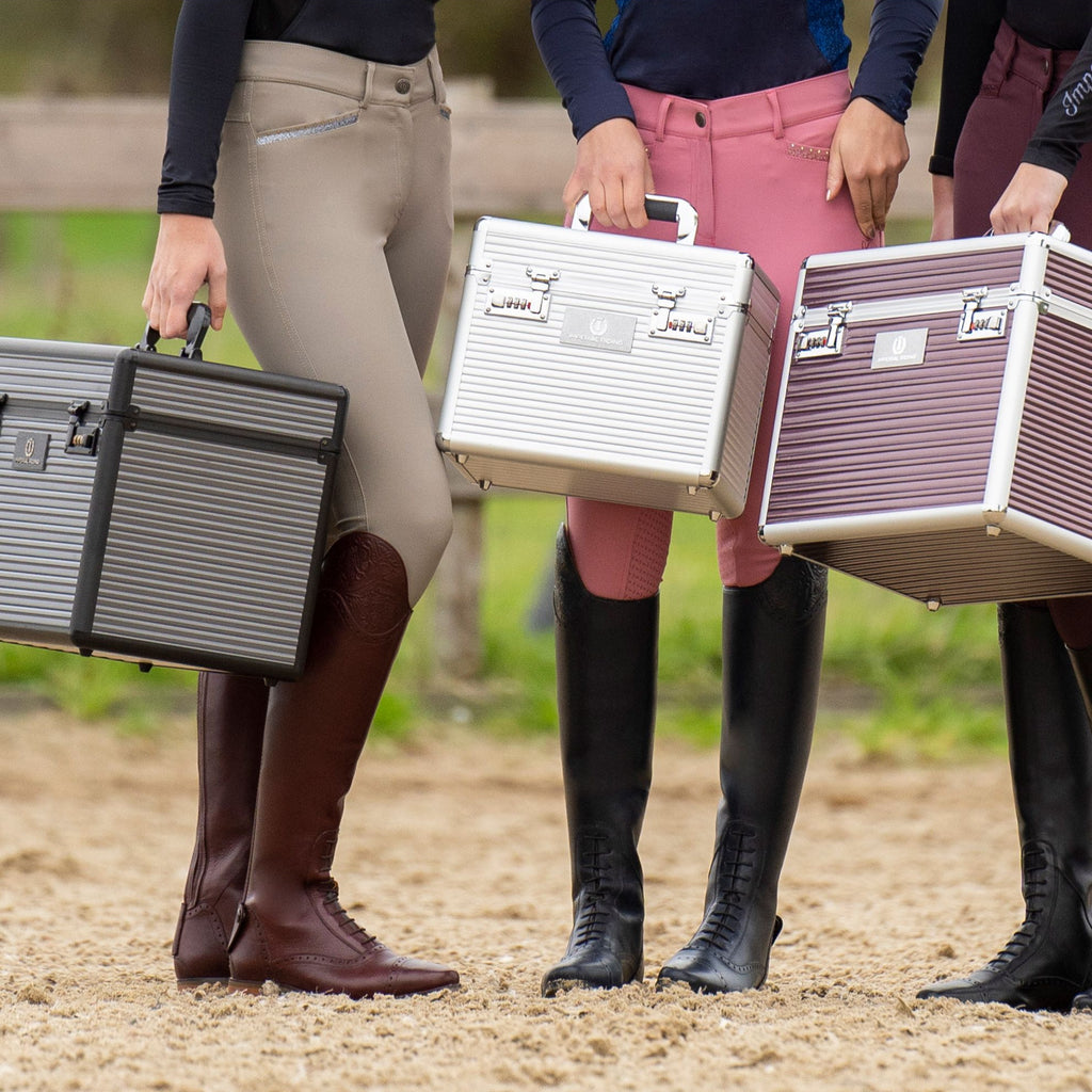 Imperial Riding Putztasche Shiny Classic