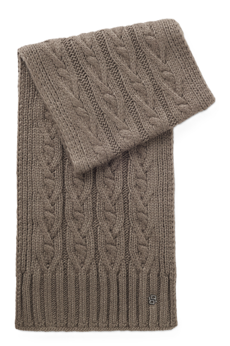 BOSS Scarf Cable