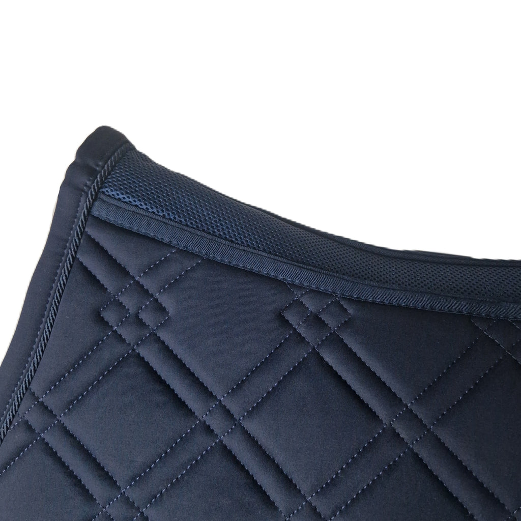 Emmers Schabracke Air mit Logo - Springen