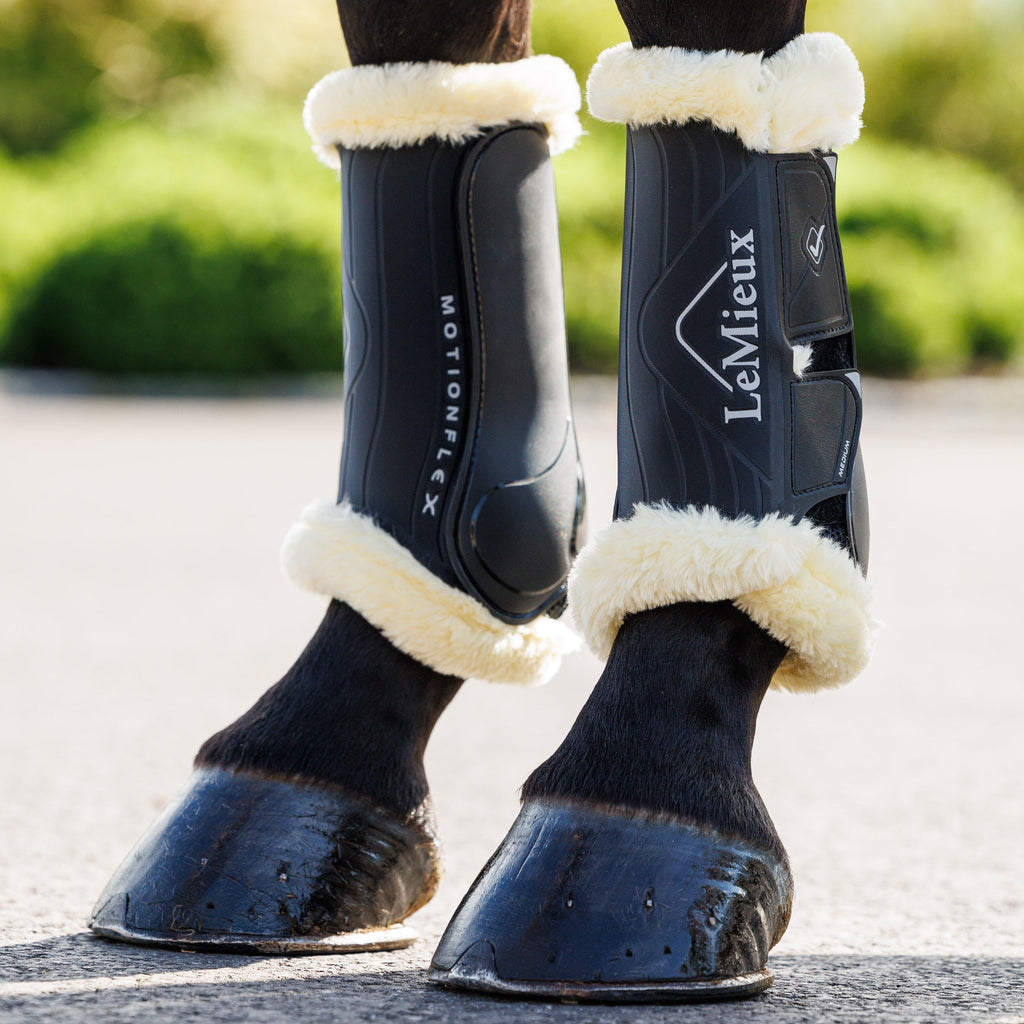 LeMieux Motionflex Boot Fur Edge