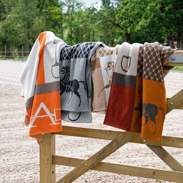 Adamsbro Poncho Equi - Kasjmier