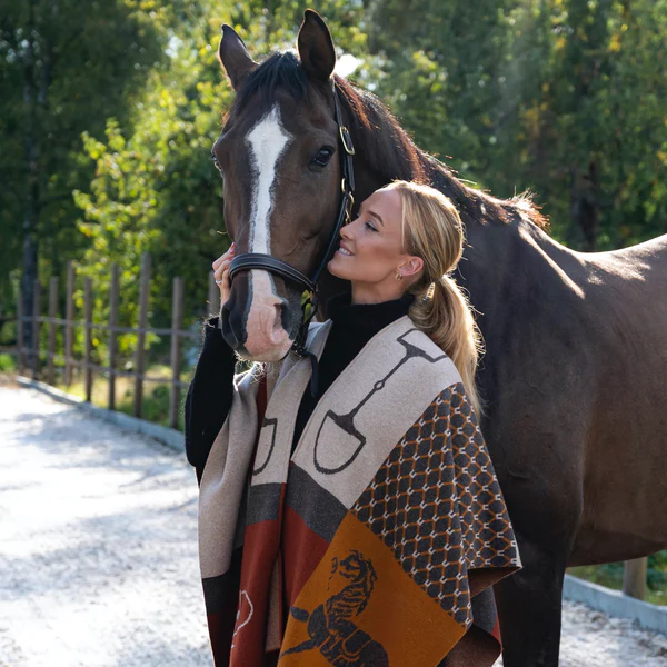 Adamsbro Poncho Equi - Kasjmier