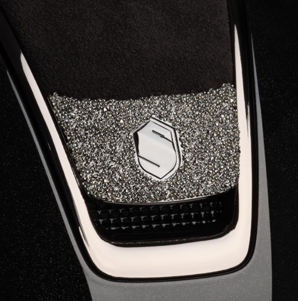 Samshield 2.0 Glossy Zwart / Top Alcantar Zwart / Trim Chrome Zwart / Blazon Crystalfabric Metal Eclipse