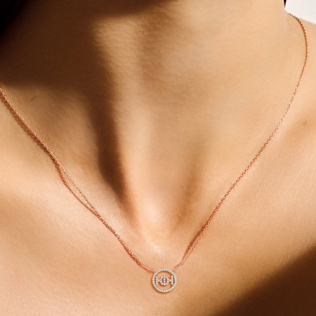 TOTI Equestrian Necklace Challenge - 9k
